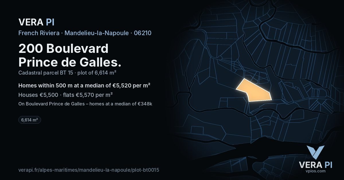 200 Boulevard Prince de Galles, Mandelieu-la-Napoule at night – the plot lit, the parcels around coloured by the prices near them