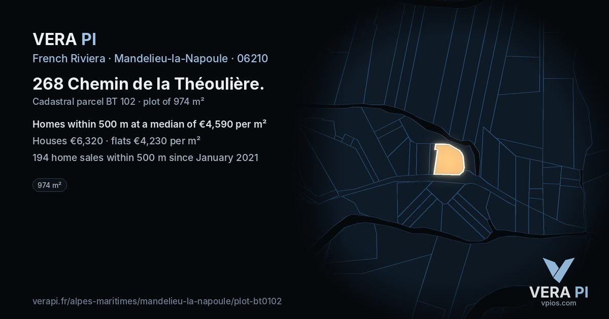 268 Chemin de la Théoulière, Mandelieu-la-Napoule at night – the plot lit, the parcels around coloured by the prices near them