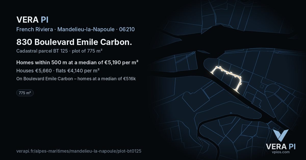 830 Boulevard Emile Carbon, Mandelieu-la-Napoule at night – the plot lit, the parcels around coloured by the prices near them