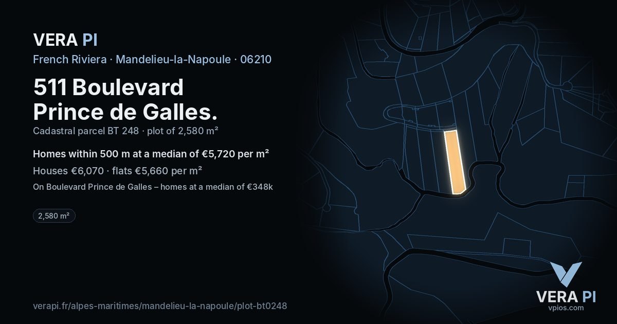 511 Boulevard Prince de Galles, Mandelieu-la-Napoule at night – the plot lit, the parcels around coloured by the prices near them