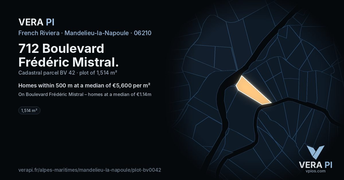 712 Boulevard Frédéric Mistral, Mandelieu-la-Napoule at night – the plot lit, the parcels around coloured by the prices near them