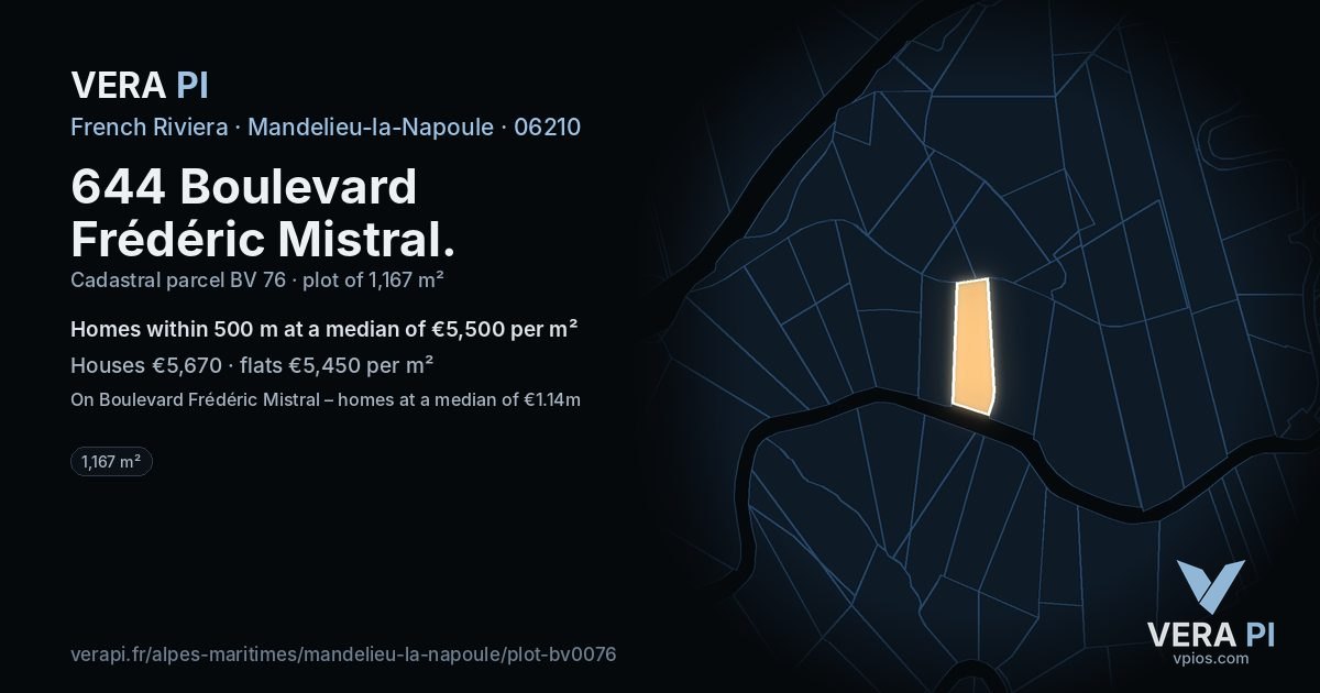 644 Boulevard Frédéric Mistral, Mandelieu-la-Napoule at night – the plot lit, the parcels around coloured by the prices near them