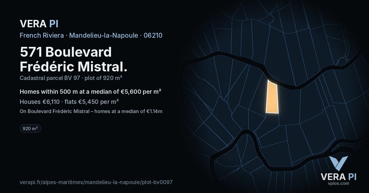 571 Boulevard Frédéric Mistral, Mandelieu-la-Napoule at night – the plot lit, the parcels around coloured by the prices near them