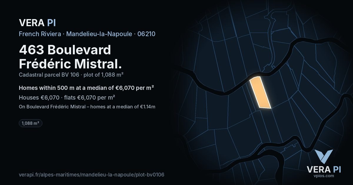 463 Boulevard Frédéric Mistral, Mandelieu-la-Napoule at night – the plot lit, the parcels around coloured by the prices near them