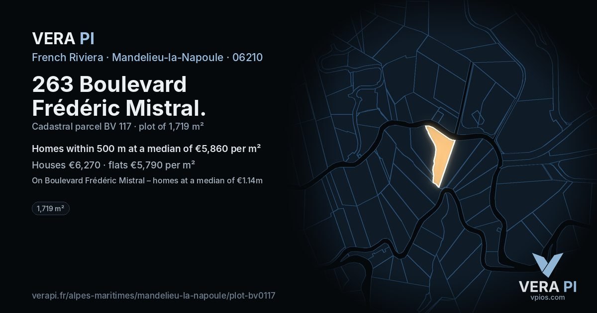 263 Boulevard Frédéric Mistral, Mandelieu-la-Napoule at night – the plot lit, the parcels around coloured by the prices near them