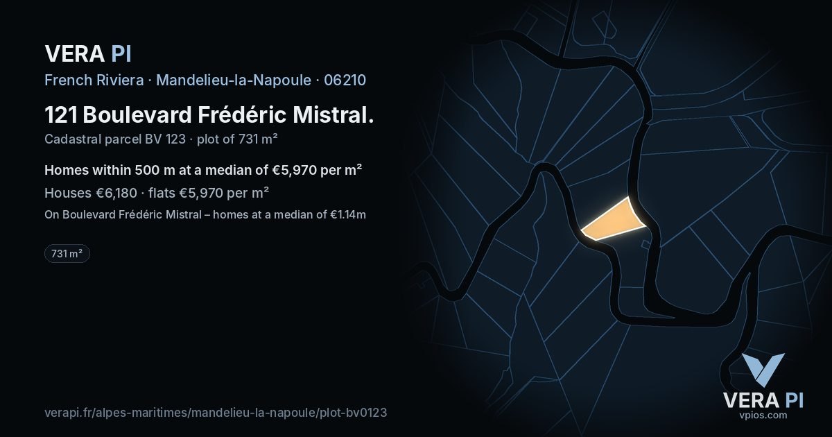 121 Boulevard Frédéric Mistral, Mandelieu-la-Napoule at night – the plot lit, the parcels around coloured by the prices near them