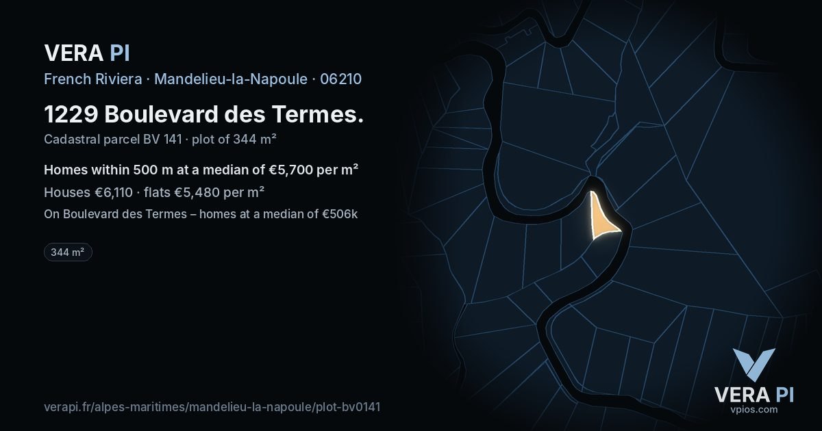 1229 Boulevard des Termes, Mandelieu-la-Napoule at night – the plot lit, the parcels around coloured by the prices near them
