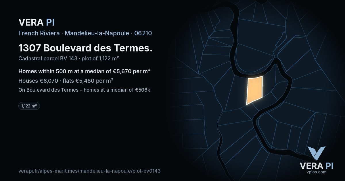 1307 Boulevard des Termes, Mandelieu-la-Napoule at night – the plot lit, the parcels around coloured by the prices near them