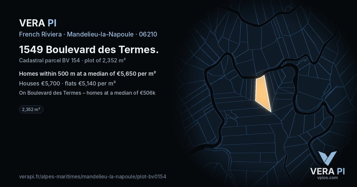 1549 Boulevard des Termes, Mandelieu-la-Napoule at night – the plot lit, the parcels around coloured by the prices near them
