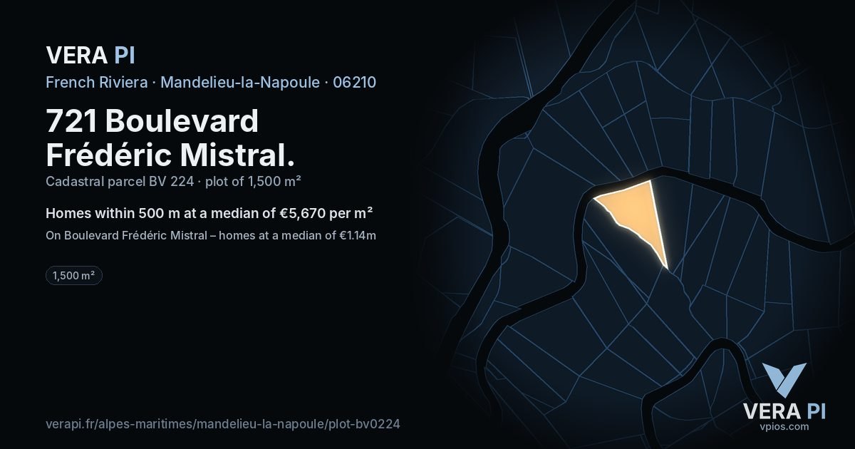721 Boulevard Frédéric Mistral, Mandelieu-la-Napoule at night – the plot lit, the parcels around coloured by the prices near them