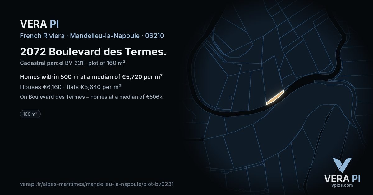 2072 Boulevard des Termes, Mandelieu-la-Napoule at night – the plot lit, the parcels around coloured by the prices near them