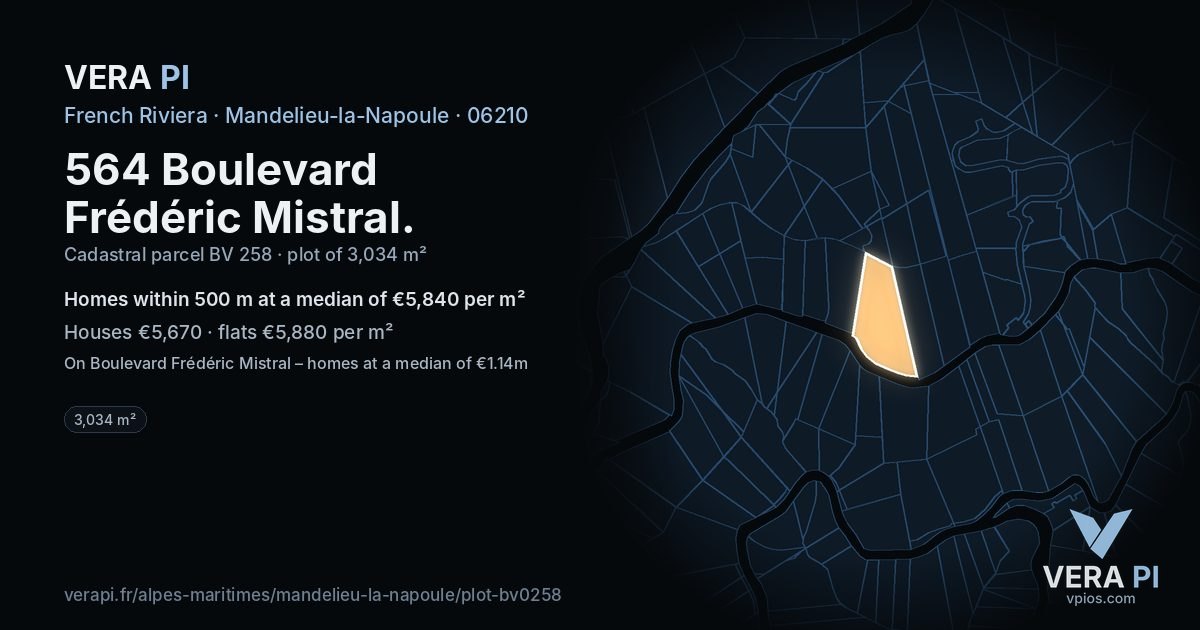 564 Boulevard Frédéric Mistral, Mandelieu-la-Napoule at night – the plot lit, the parcels around coloured by the prices near them