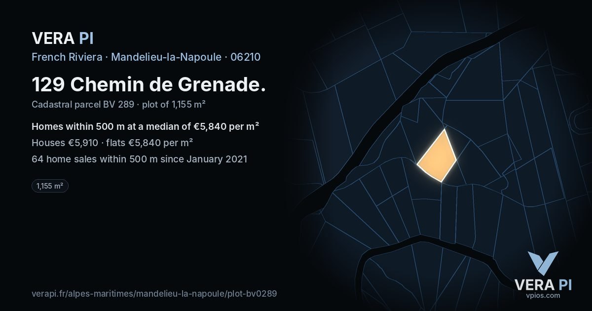 129 Chemin de Grenade, Mandelieu-la-Napoule at night – the plot lit, the parcels around coloured by the prices near them