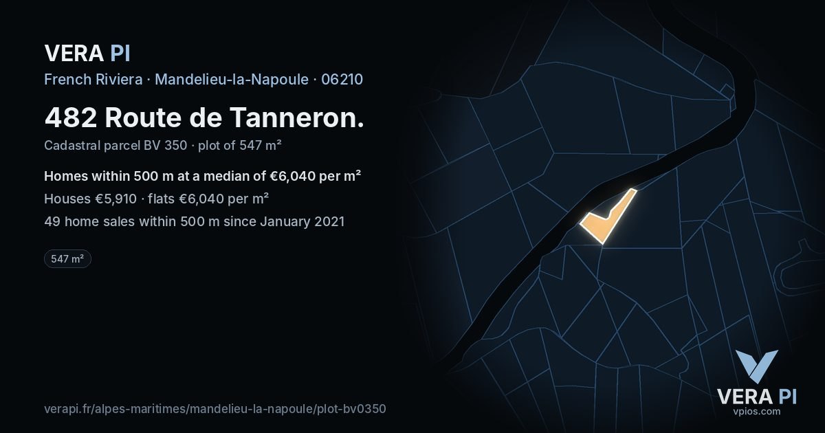 482 Route de Tanneron, Mandelieu-la-Napoule at night – the plot lit, the parcels around coloured by the prices near them