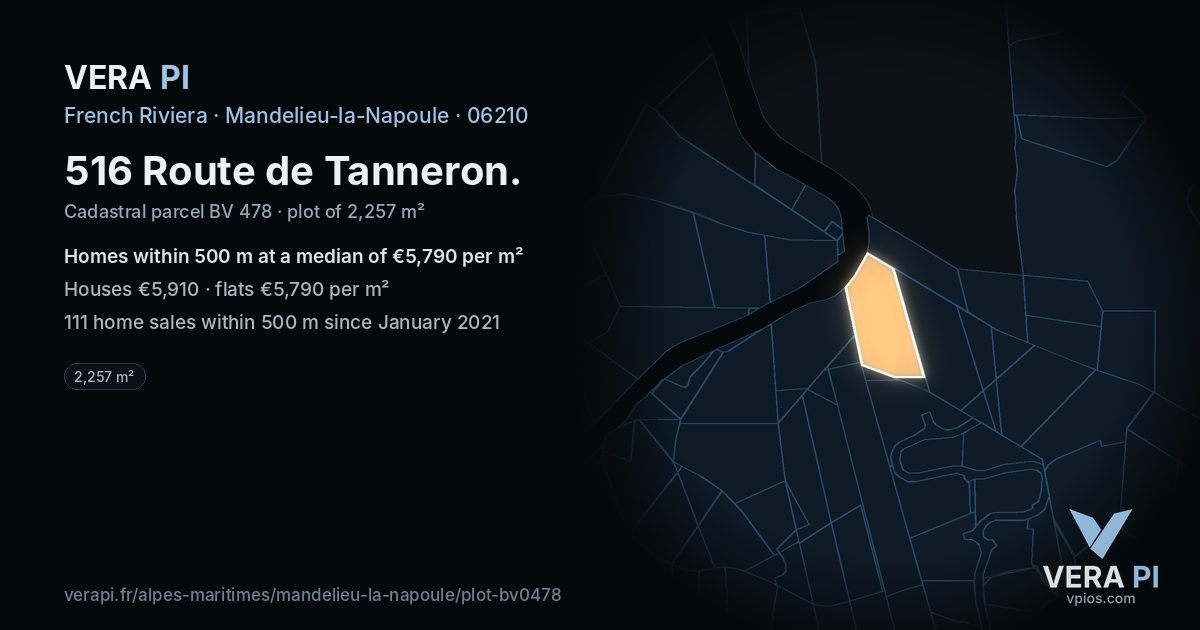 516 Route de Tanneron, Mandelieu-la-Napoule at night – the plot lit, the parcels around coloured by the prices near them