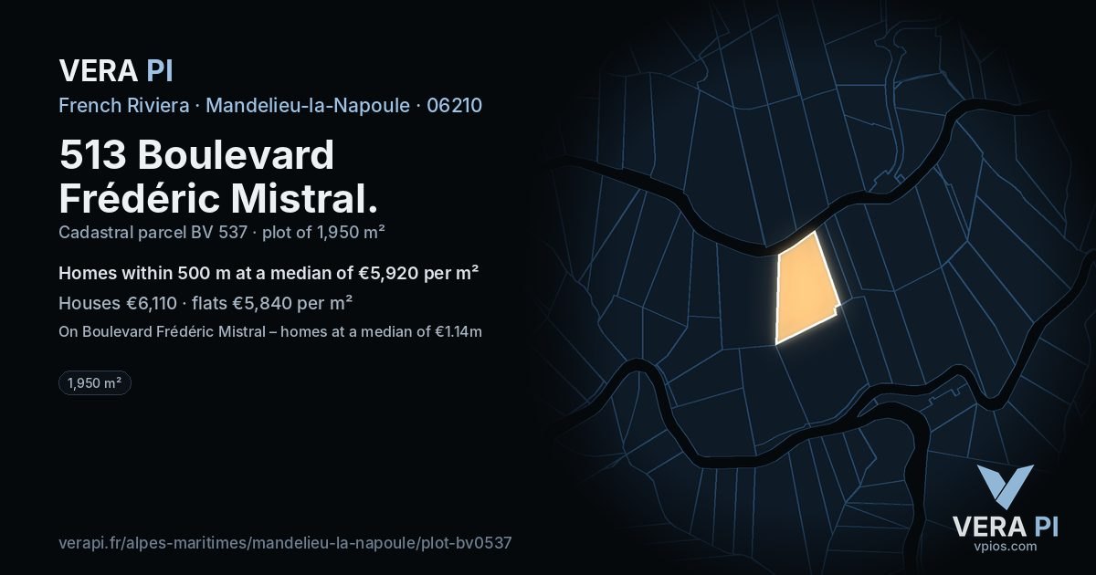 513 Boulevard Frédéric Mistral, Mandelieu-la-Napoule at night – the plot lit, the parcels around coloured by the prices near them