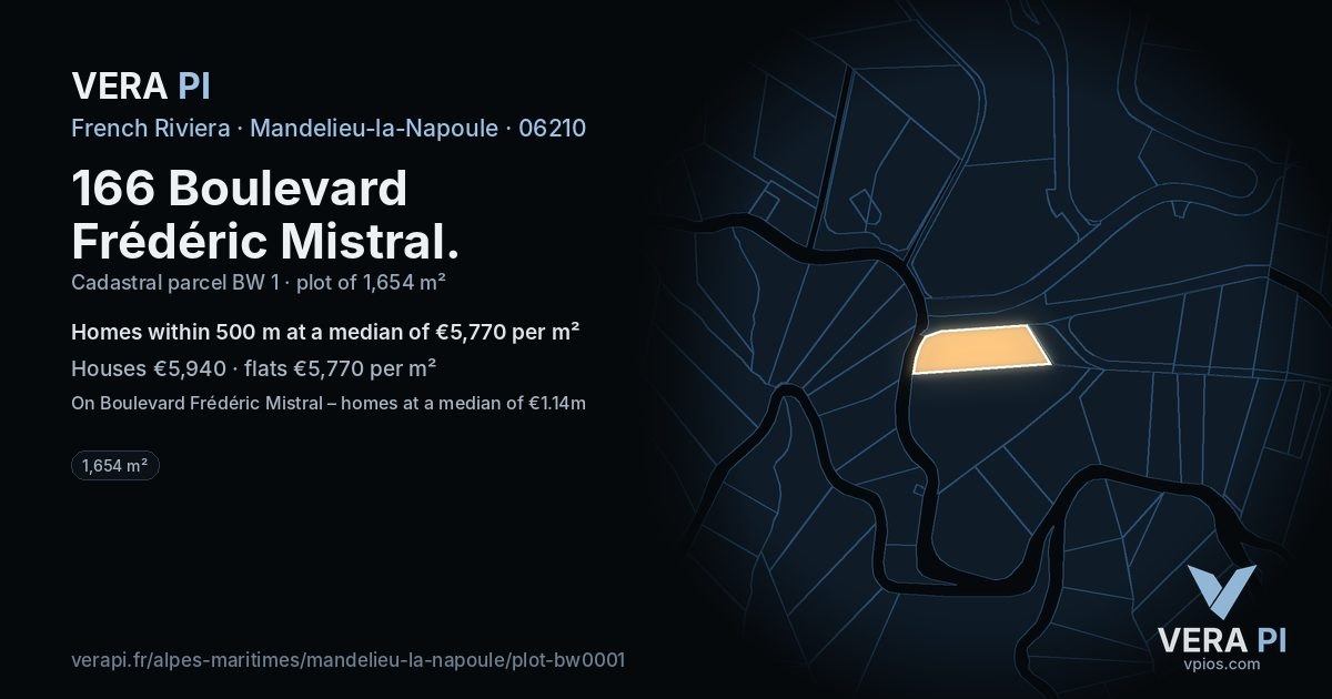 166 Boulevard Frédéric Mistral, Mandelieu-la-Napoule at night – the plot lit, the parcels around coloured by the prices near them