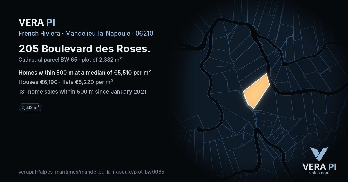 205 Boulevard des Roses, Mandelieu-la-Napoule at night – the plot lit, the parcels around coloured by the prices near them