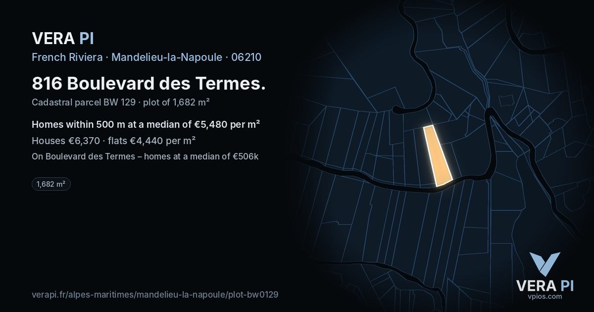 816 Boulevard des Termes, Mandelieu-la-Napoule at night – the plot lit, the parcels around coloured by the prices near them