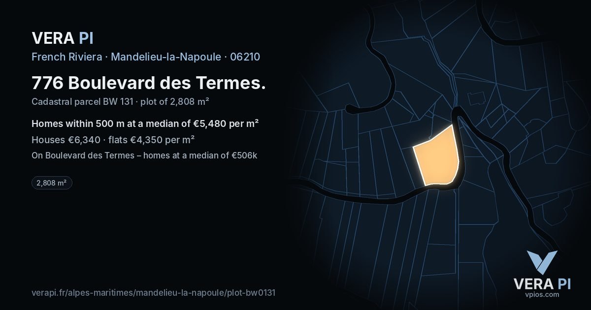 776 Boulevard des Termes, Mandelieu-la-Napoule at night – the plot lit, the parcels around coloured by the prices near them