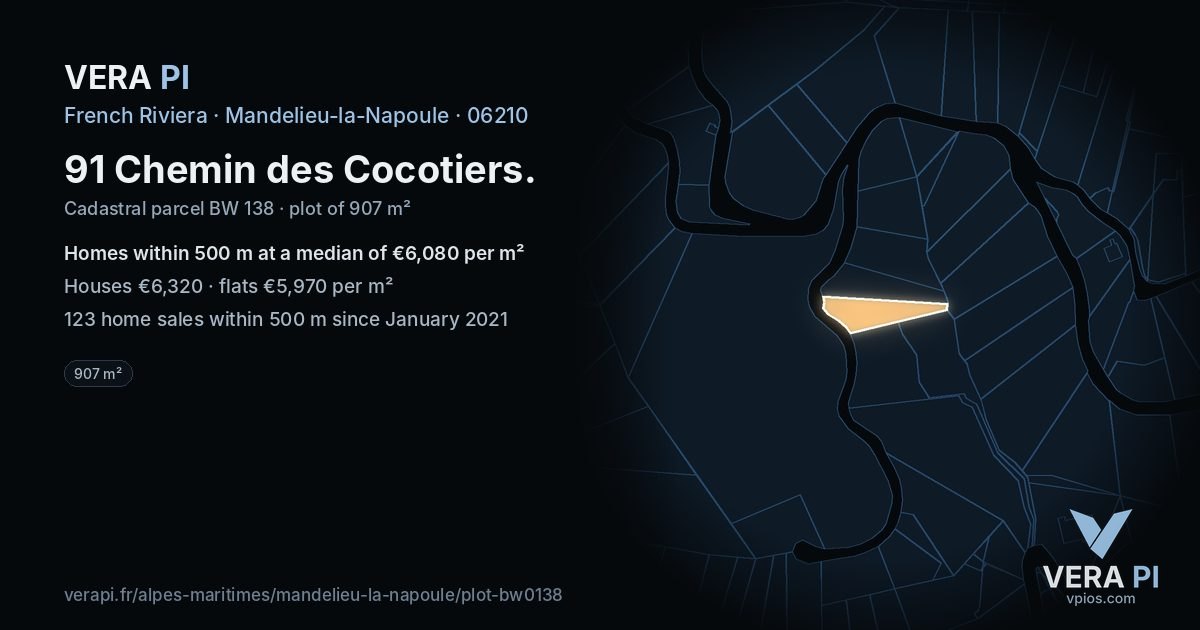 91 Chemin des Cocotiers, Mandelieu-la-Napoule at night – the plot lit, the parcels around coloured by the prices near them