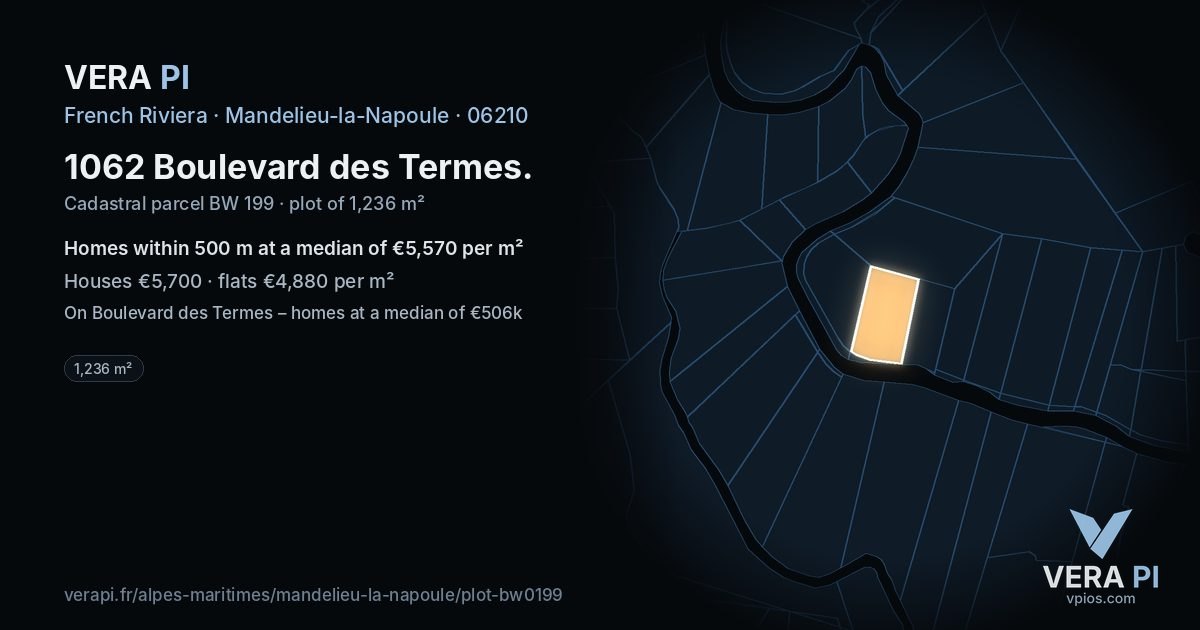 1062 Boulevard des Termes, Mandelieu-la-Napoule at night – the plot lit, the parcels around coloured by the prices near them