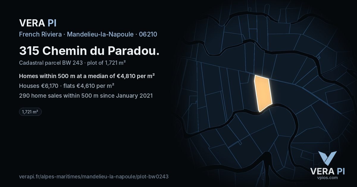 315 Chemin du Paradou, Mandelieu-la-Napoule at night – the plot lit, the parcels around coloured by the prices near them