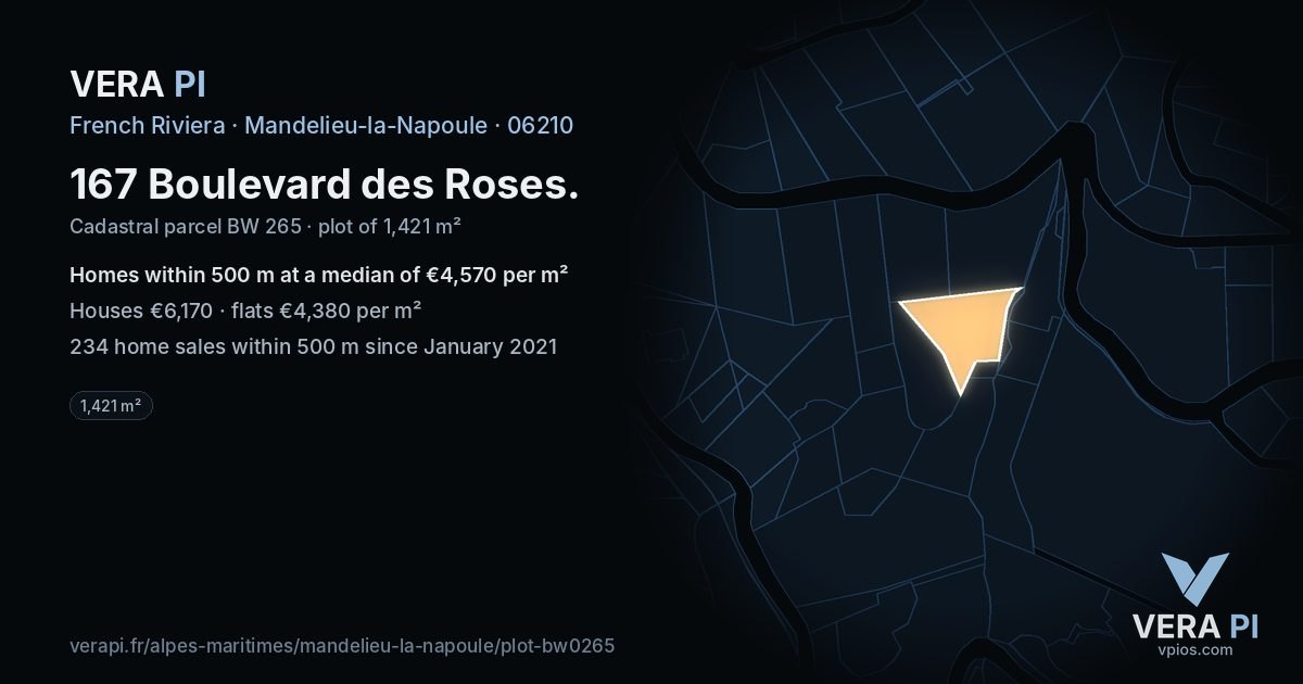 167 Boulevard des Roses, Mandelieu-la-Napoule at night – the plot lit, the parcels around coloured by the prices near them