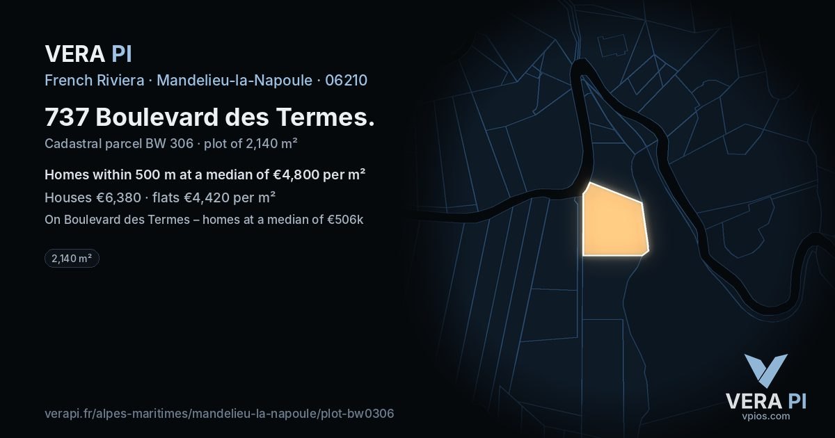 737 Boulevard des Termes, Mandelieu-la-Napoule at night – the plot lit, the parcels around coloured by the prices near them