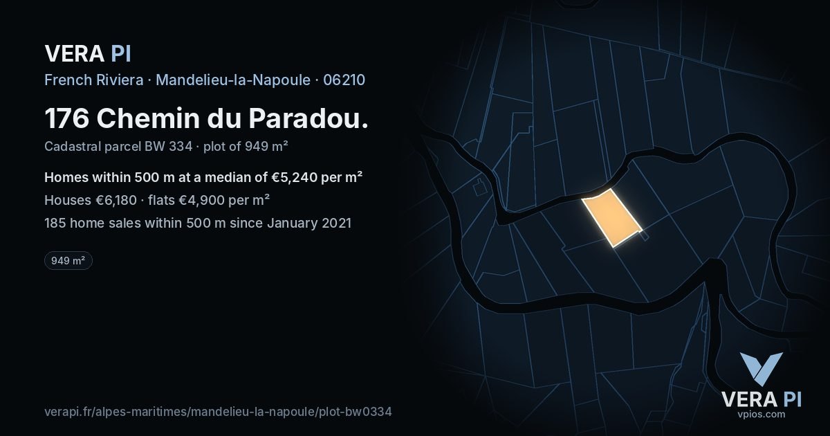 176 Chemin du Paradou, Mandelieu-la-Napoule at night – the plot lit, the parcels around coloured by the prices near them