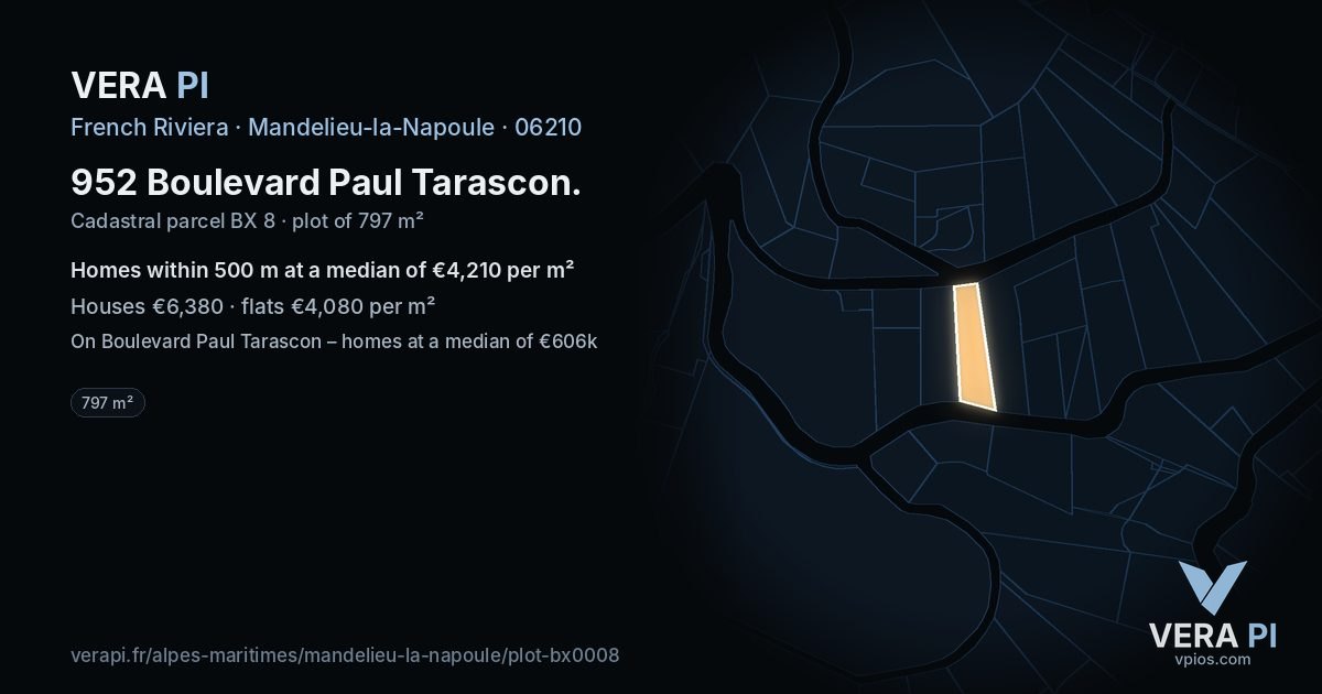 952 Boulevard Paul Tarascon, Mandelieu-la-Napoule at night – the plot lit, the parcels around coloured by the prices near them