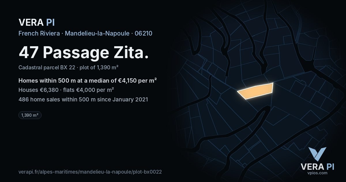 47 Passage Zita, Mandelieu-la-Napoule at night – the plot lit, the parcels around coloured by the prices near them