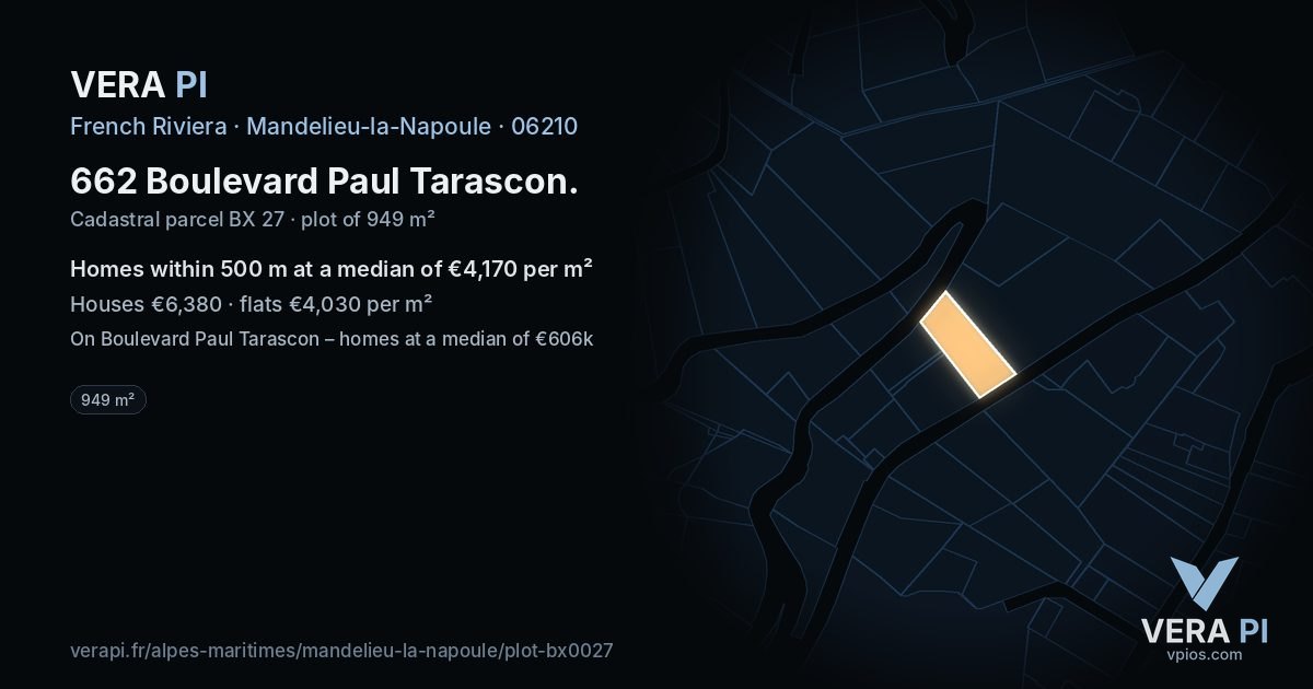 662 Boulevard Paul Tarascon, Mandelieu-la-Napoule at night – the plot lit, the parcels around coloured by the prices near them