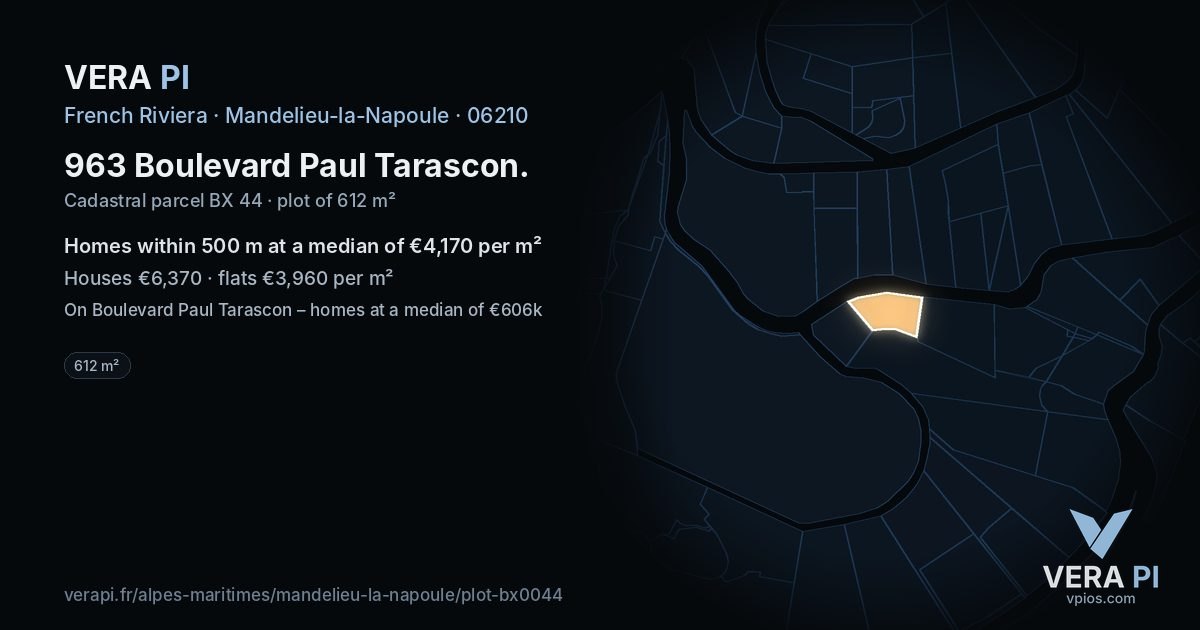 963 Boulevard Paul Tarascon, Mandelieu-la-Napoule at night – the plot lit, the parcels around coloured by the prices near them
