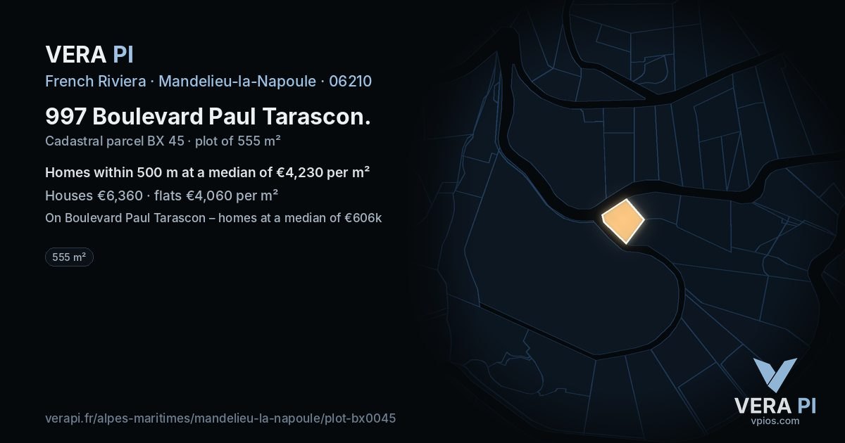 997 Boulevard Paul Tarascon, Mandelieu-la-Napoule at night – the plot lit, the parcels around coloured by the prices near them