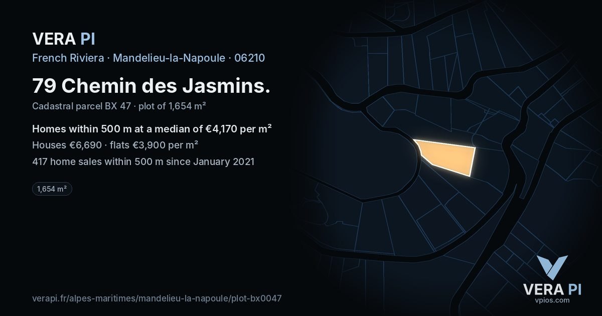 79 Chemin des Jasmins, Mandelieu-la-Napoule at night – the plot lit, the parcels around coloured by the prices near them