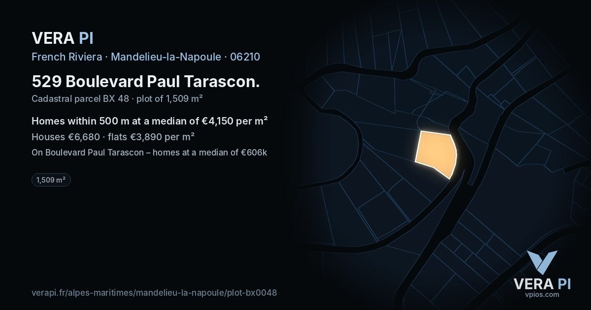 529 Boulevard Paul Tarascon, Mandelieu-la-Napoule at night – the plot lit, the parcels around coloured by the prices near them