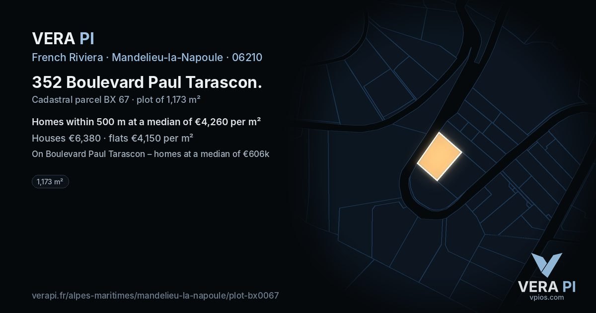 352 Boulevard Paul Tarascon, Mandelieu-la-Napoule at night – the plot lit, the parcels around coloured by the prices near them