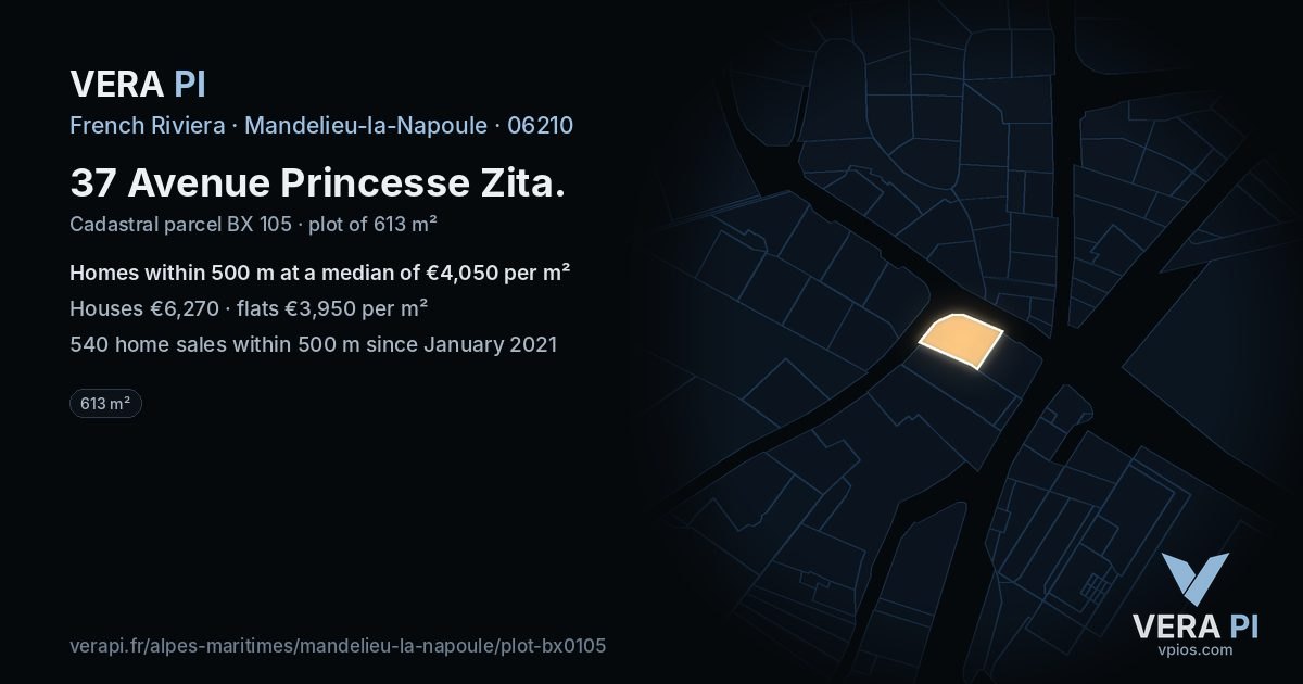 37 Avenue Princesse Zita, Mandelieu-la-Napoule at night – the plot lit, the parcels around coloured by the prices near them