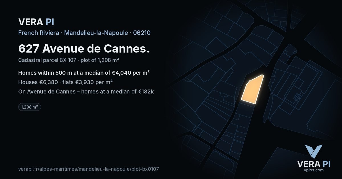 627 Avenue de Cannes, Mandelieu-la-Napoule at night – the plot lit, the parcels around coloured by the prices near them