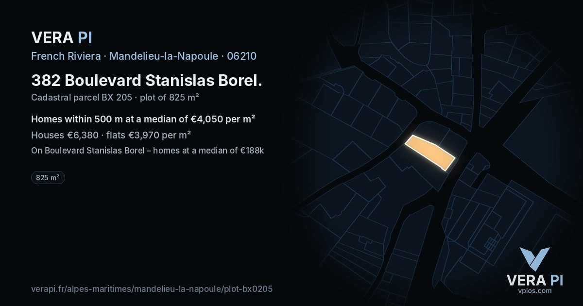 382 Boulevard Stanislas Borel, Mandelieu-la-Napoule at night – the plot lit, the parcels around coloured by the prices near them