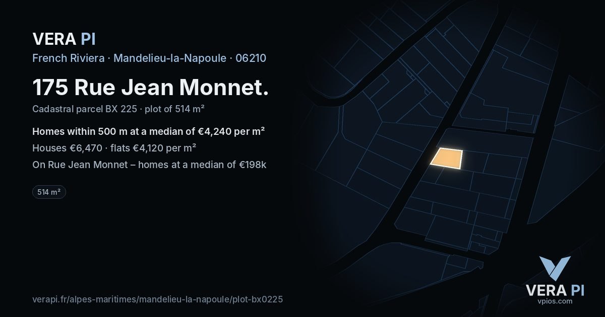 175 Rue Jean Monnet, Mandelieu-la-Napoule at night – the plot lit, the parcels around coloured by the prices near them