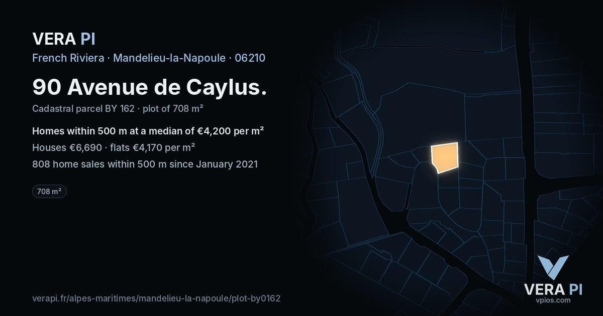 90 Avenue de Caylus, Mandelieu-la-Napoule at night – the plot lit, the parcels around coloured by the prices near them