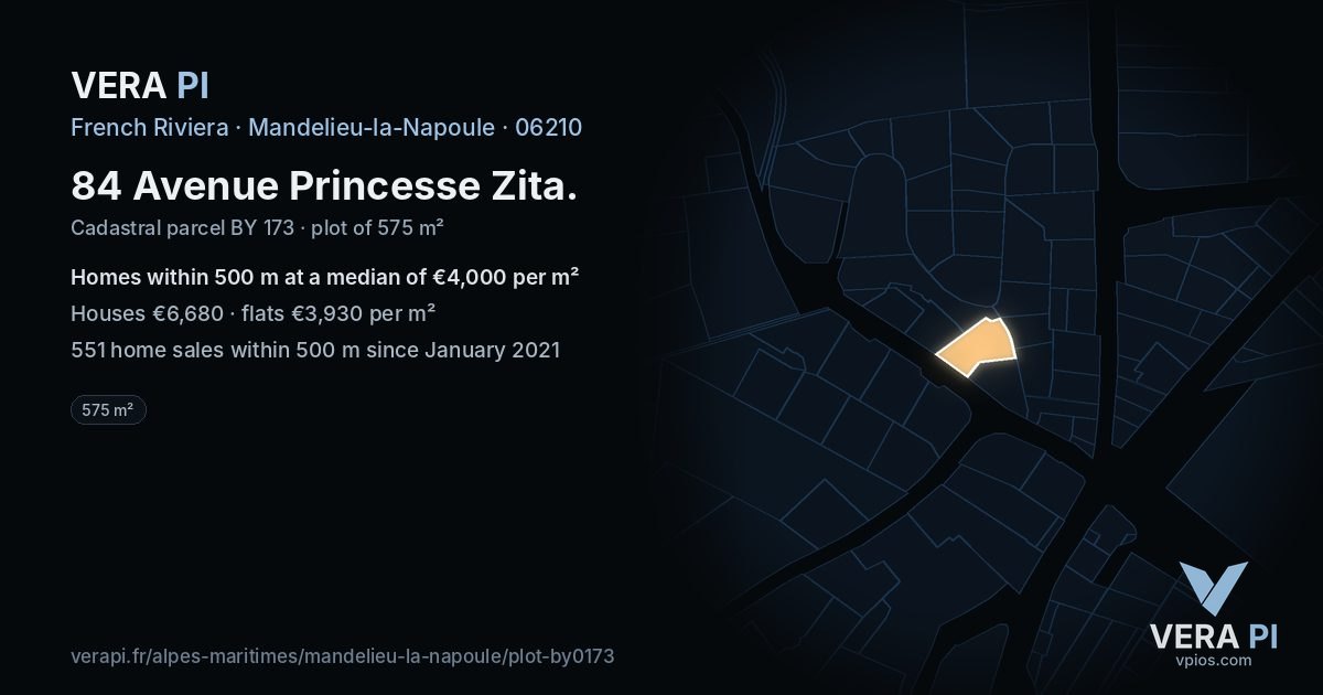 84 Avenue Princesse Zita, Mandelieu-la-Napoule at night – the plot lit, the parcels around coloured by the prices near them