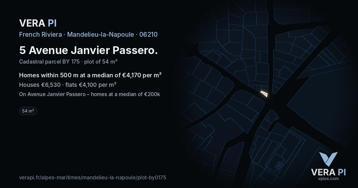5 Avenue Janvier Passero, Mandelieu-la-Napoule at night – the plot lit, the parcels around coloured by the prices near them