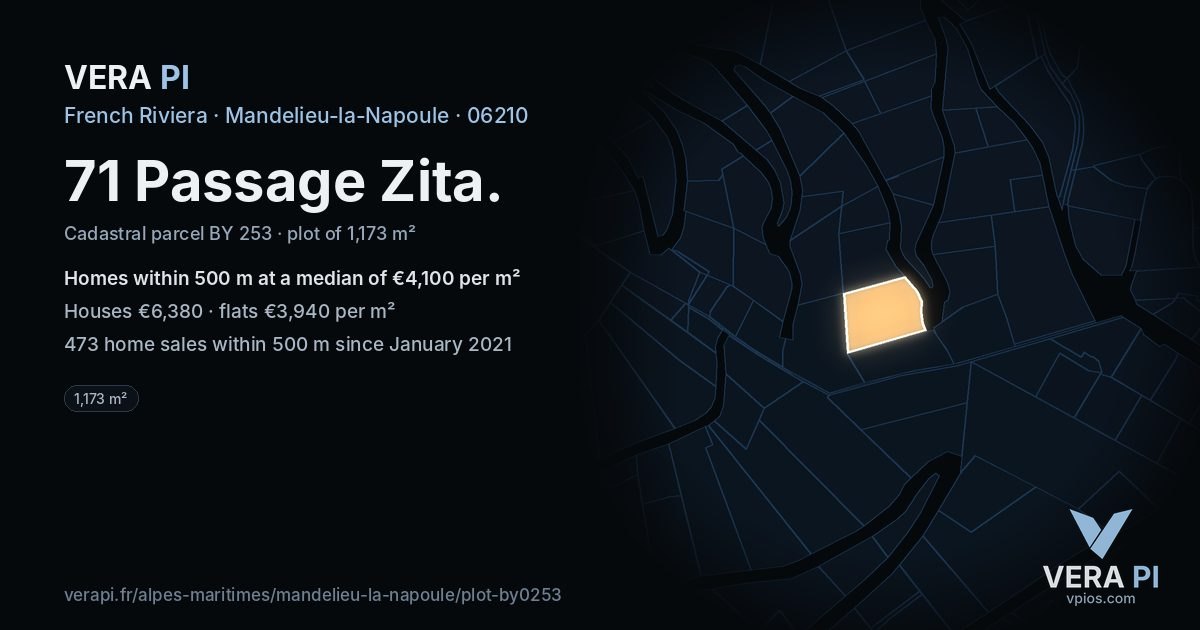 71 Passage Zita, Mandelieu-la-Napoule at night – the plot lit, the parcels around coloured by the prices near them