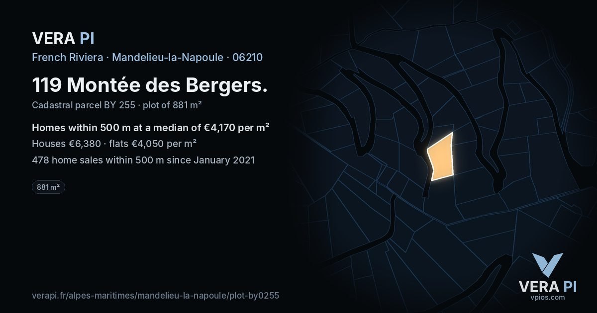 119 Montée des Bergers, Mandelieu-la-Napoule at night – the plot lit, the parcels around coloured by the prices near them