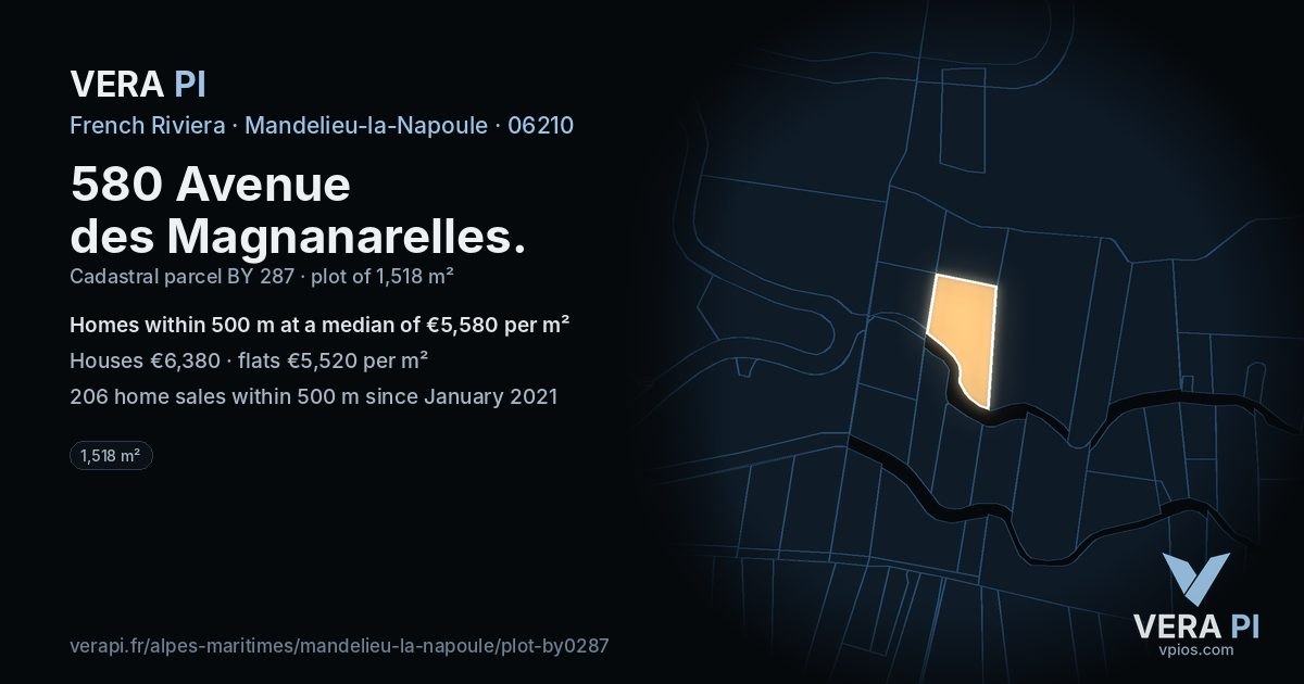 580 Avenue des Magnanarelles, Mandelieu-la-Napoule at night – the plot lit, the parcels around coloured by the prices near them