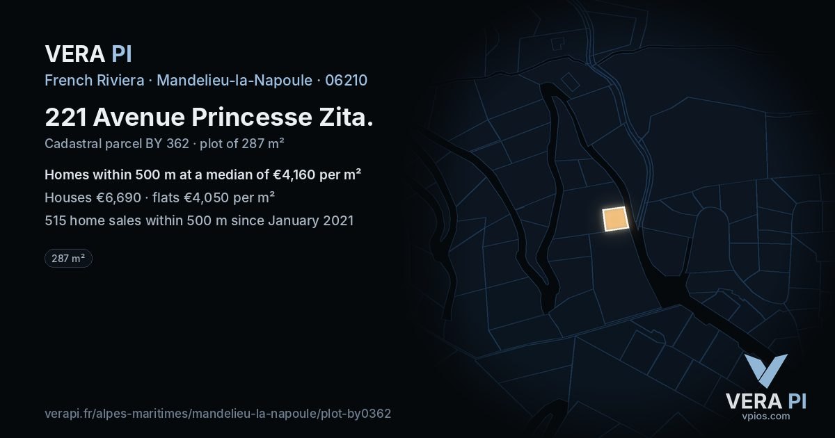 221 Avenue Princesse Zita, Mandelieu-la-Napoule at night – the plot lit, the parcels around coloured by the prices near them