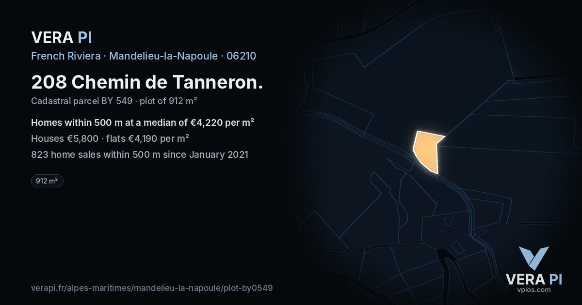 208 Chemin de Tanneron, Mandelieu-la-Napoule at night – the plot lit, the parcels around coloured by the prices near them